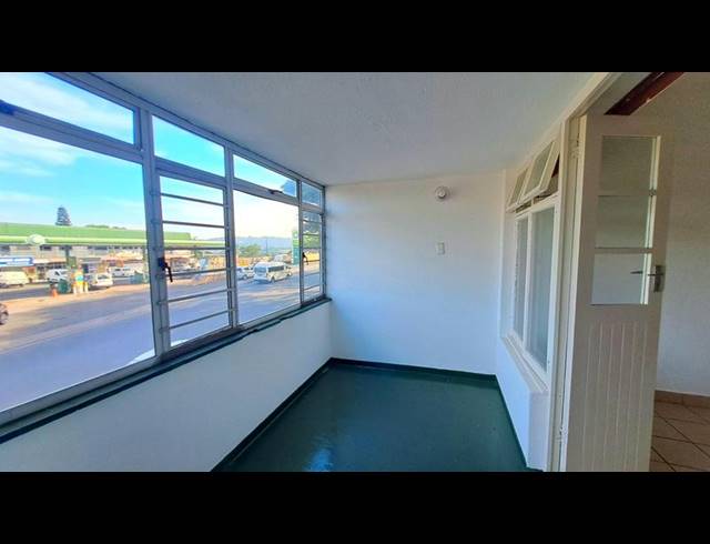 1 BEDROOM PROPERTY TO RENT IN SEA VIEW